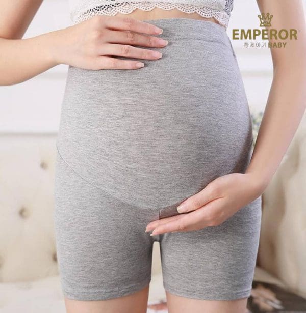 Maternity Short Legging pant - Image 3