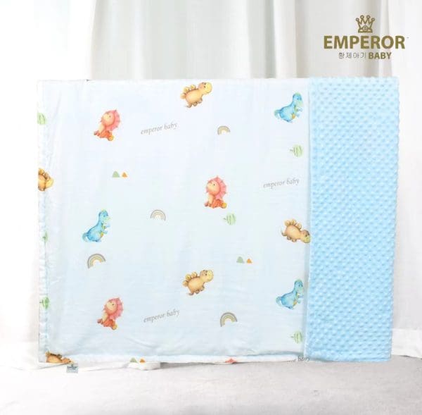 Comfort Dotted Blanket - Image 4